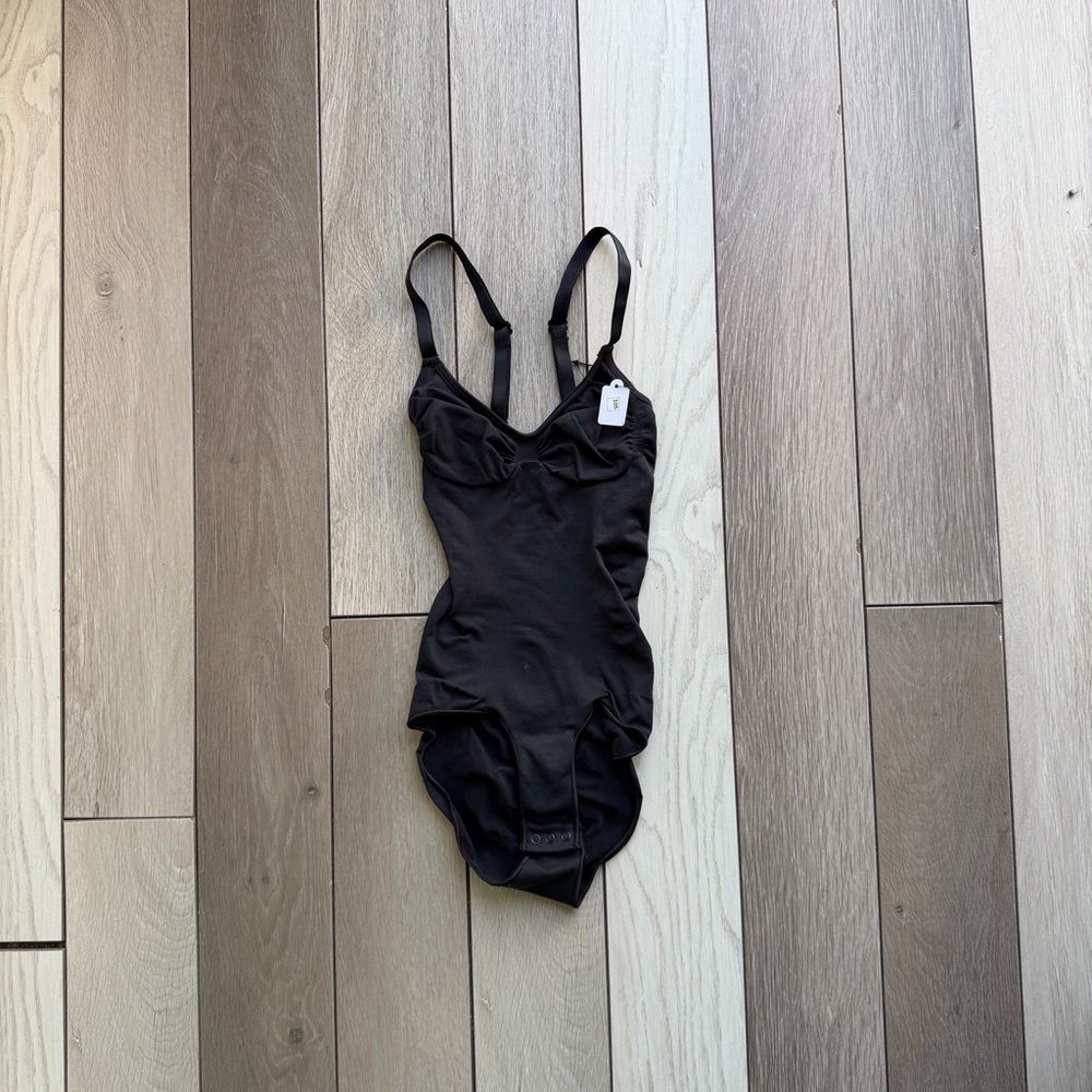 SKIMS Seamless Sculpt Brief Bodysuit